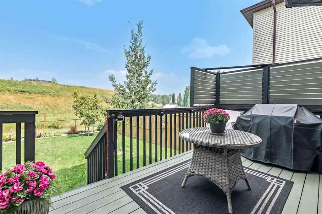 MLS® A2261486 - 40 Sheep River Cove  in Sheep River Ridge Okotoks, Residential