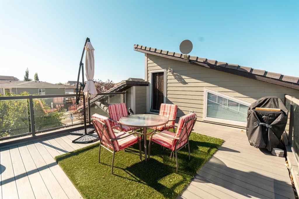 MLS® A2261488 - 609 Sunridge Crescent W in Sunridge Lethbridge, Residential