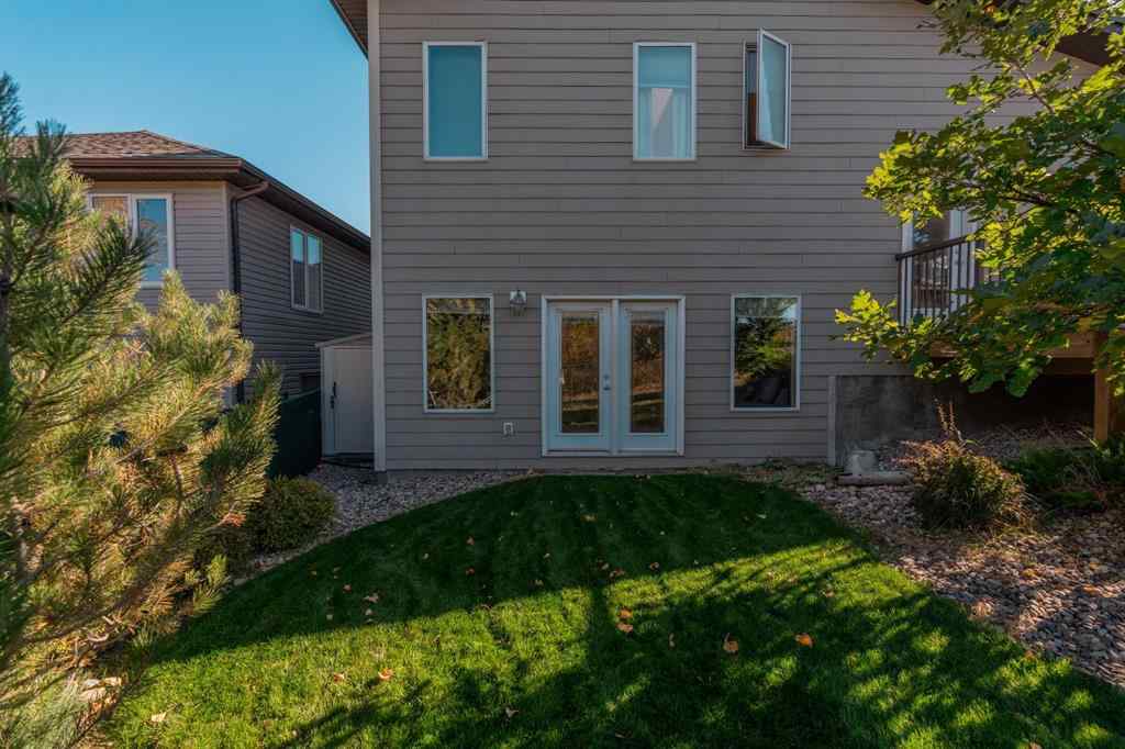 MLS® A2261488 - 609 Sunridge Crescent W in Sunridge Lethbridge, Residential