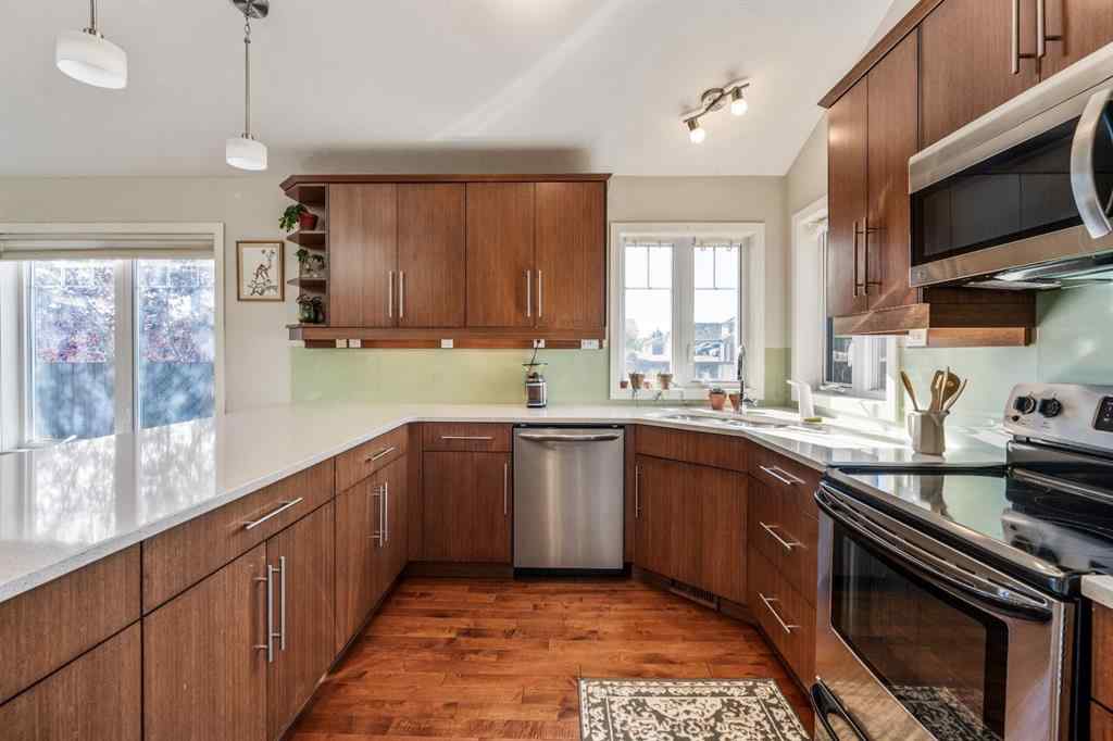 MLS® A2261488 - 609 Sunridge Crescent W in Sunridge Lethbridge, Residential