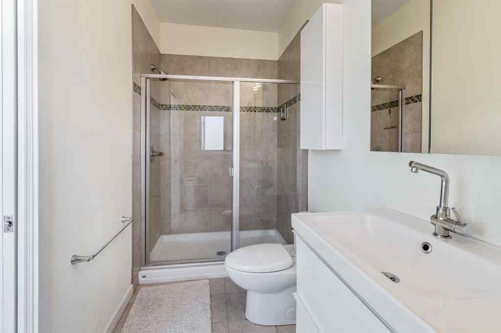 MLS® A2261488 - 609 Sunridge Crescent W in Sunridge Lethbridge, Residential