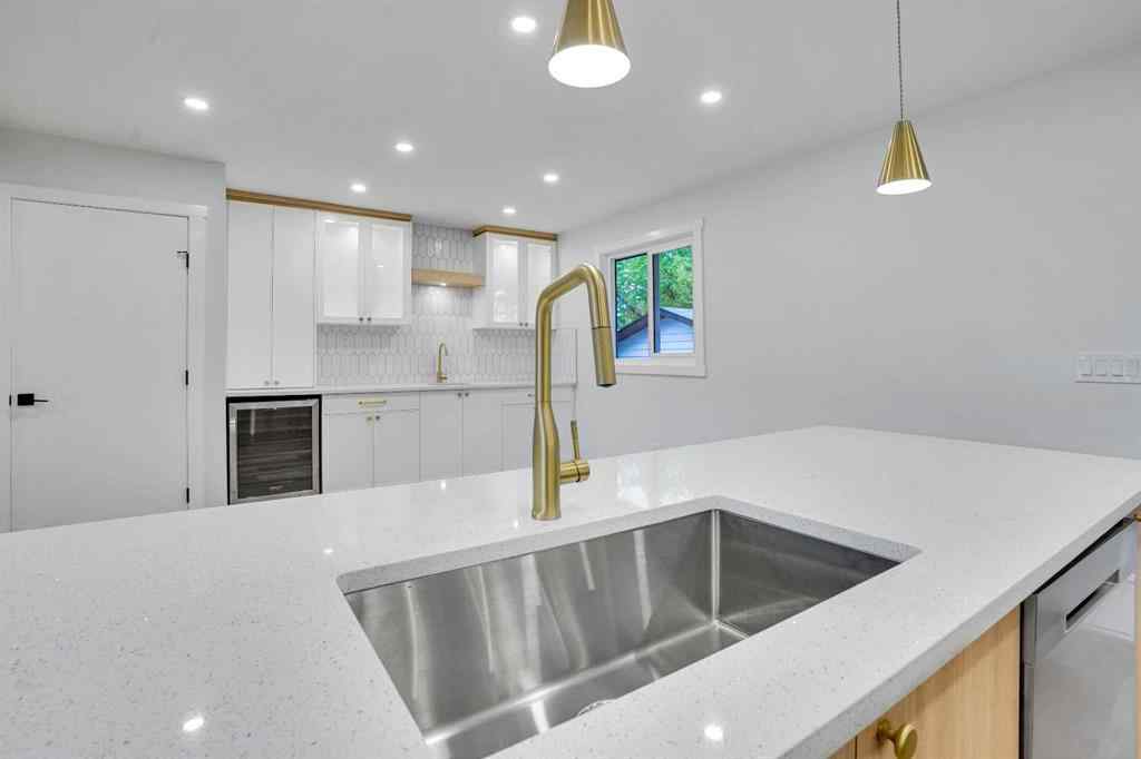 MLS® A2261491 - 111 Allandale Close SE in Acadia Calgary, Residential