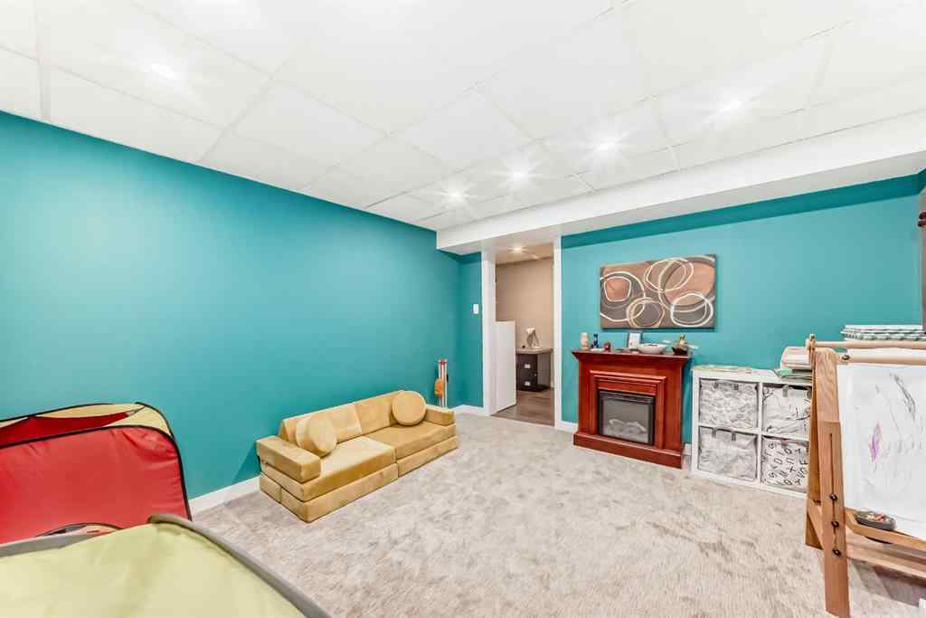 MLS® A2261494 - 6739 Coach Hill Road SW in Coach Hill Calgary, Residential