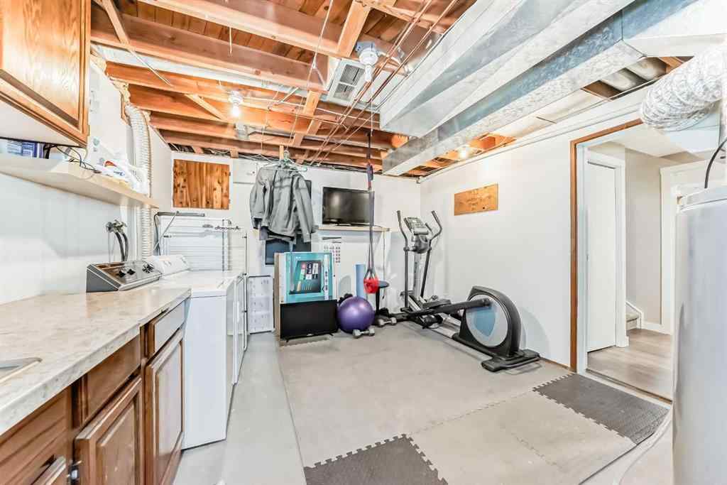 MLS® A2261494 - 6739 Coach Hill Road SW in Coach Hill Calgary, Residential