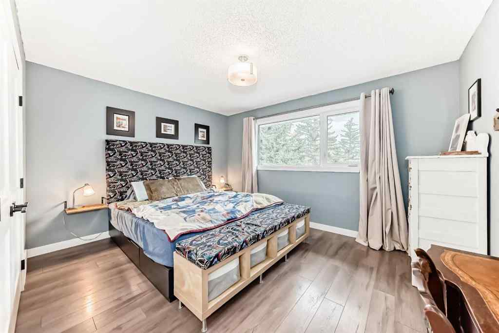MLS® A2261494 - 6739 Coach Hill Road SW in Coach Hill Calgary, Residential