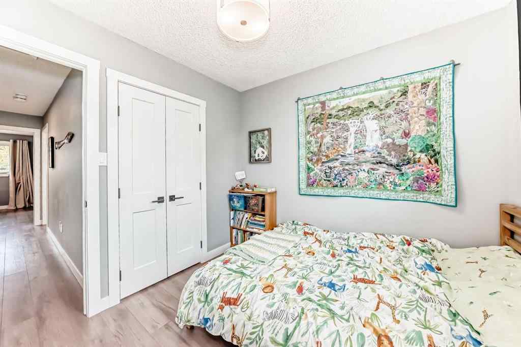 MLS® A2261494 - 6739 Coach Hill Road SW in Coach Hill Calgary, Residential