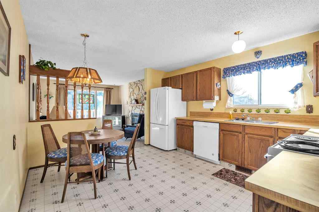 MLS® A2261496 - 183 Cedardale Place SW in Cedarbrae Calgary, Residential