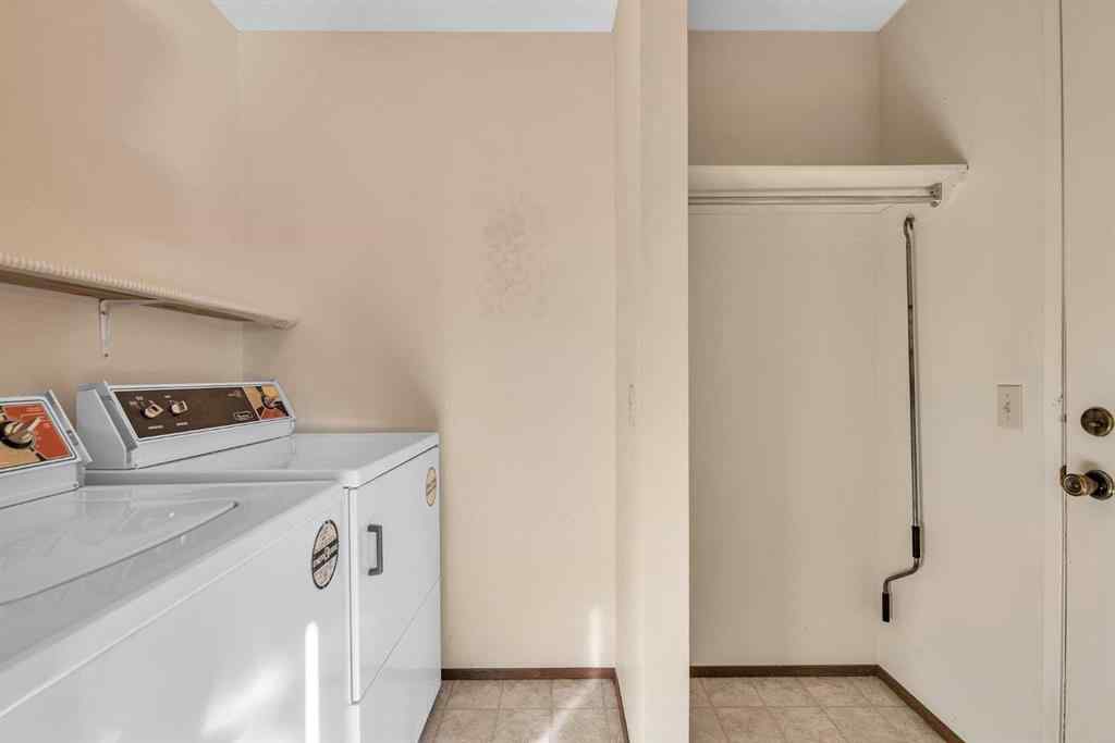 MLS® A2261496 - 183 Cedardale Place SW in Cedarbrae Calgary, Residential