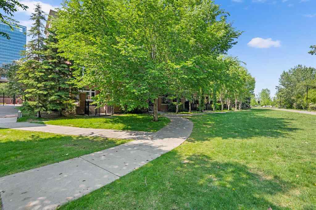 MLS® A2261502 - Unit #105 670 PRINCETON Way SW in Eau Claire Calgary, Residential