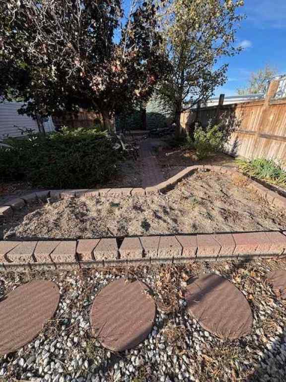 MLS® A2261504 - 15 Willow Road W in NONE Claresholm, Residential