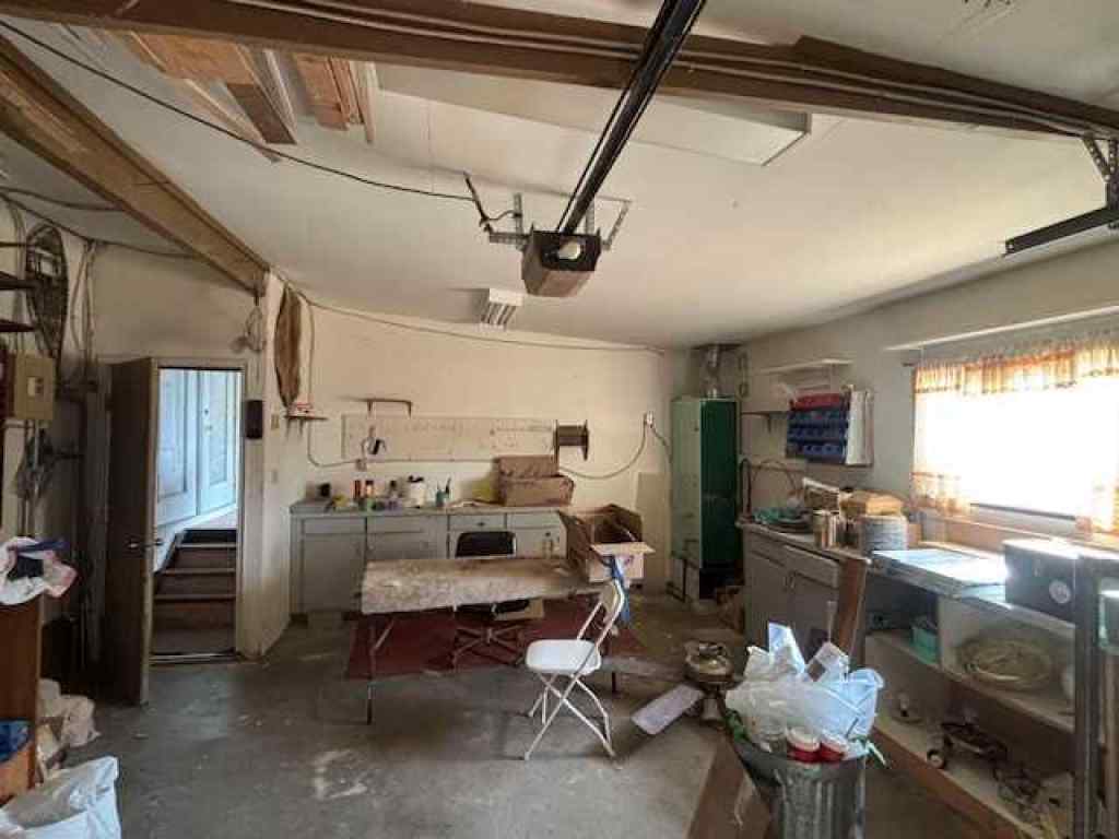 MLS® A2261504 - 15 Willow Road W in NONE Claresholm, Residential