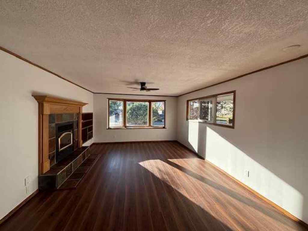 MLS® A2261504 - 15 Willow Road W in NONE Claresholm, Residential