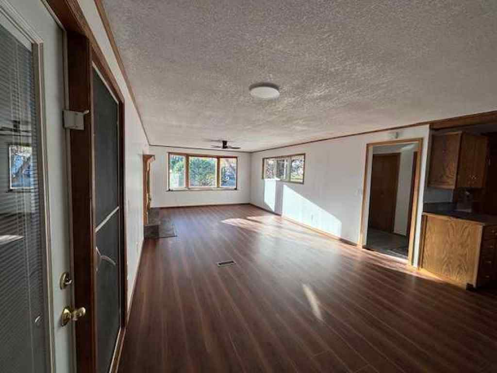 MLS® A2261504 - 15 Willow Road W in NONE Claresholm, Residential