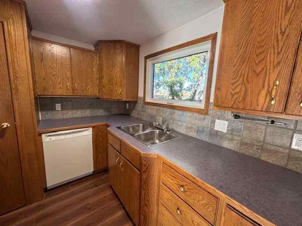 MLS® A2261504 - 15 Willow Road W in NONE Claresholm, Residential