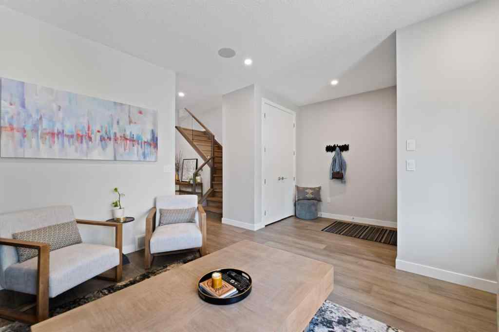 MLS® A2261505 - 3505 41 Street SW in Glenbrook Calgary, Residential