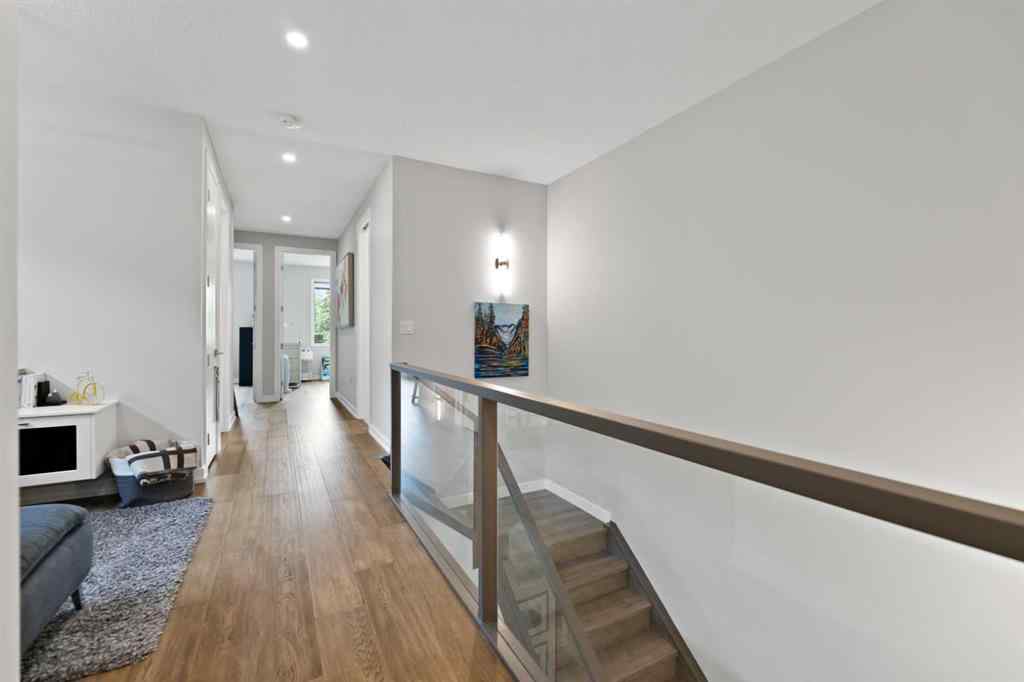 MLS® A2261505 - 3505 41 Street SW in Glenbrook Calgary, Residential