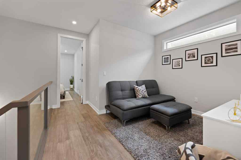 MLS® A2261505 - 3505 41 Street SW in Glenbrook Calgary, Residential