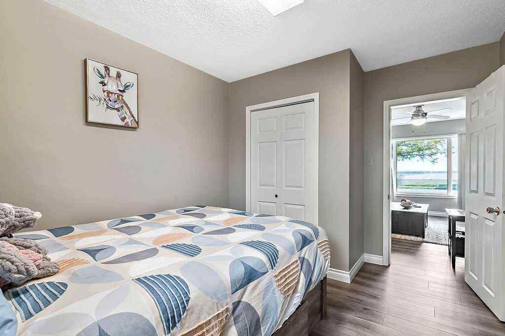 MLS® A2261512 - 251045 Hwy 534   in NONE Rural Vulcan County, Residential