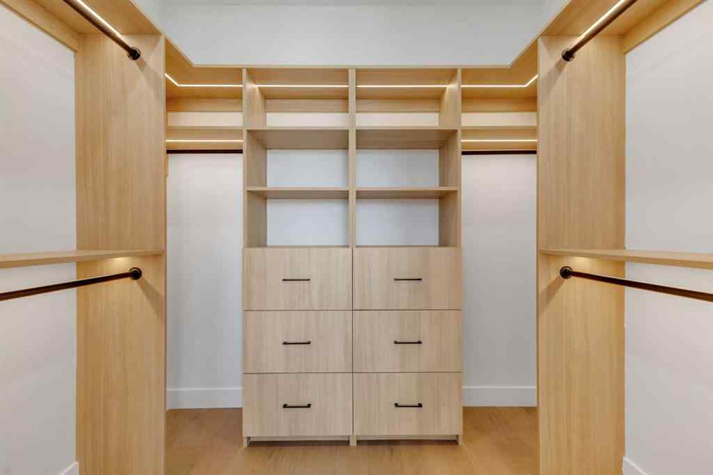 MLS® A2261515 - 2715 Cochrane Road NW in Banff Trail Calgary, Residential