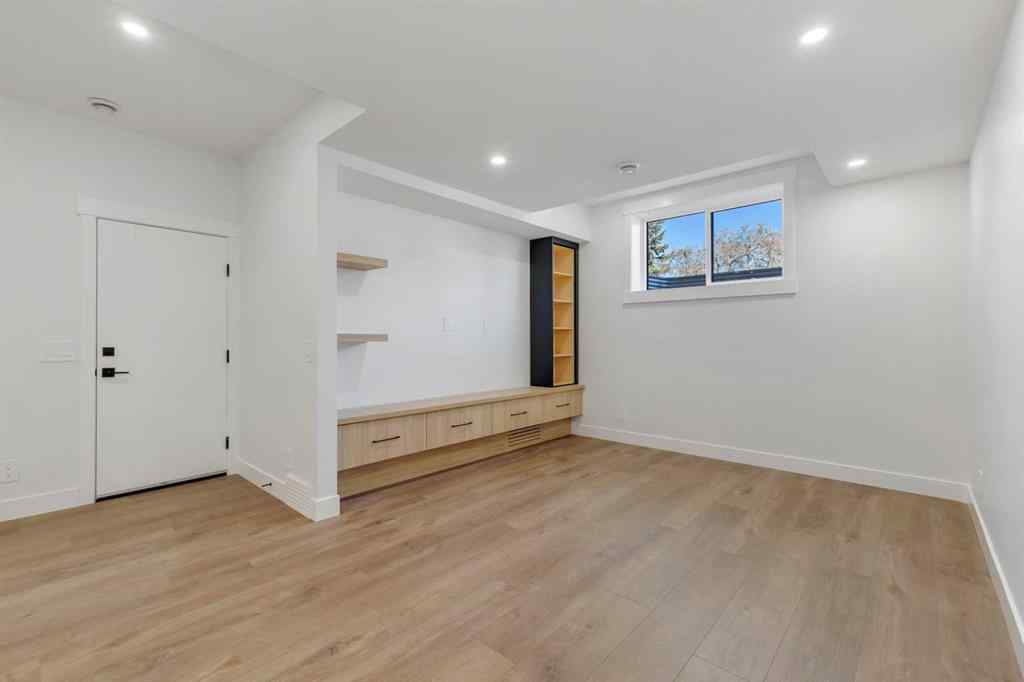 MLS® A2261515 - 2715 Cochrane Road NW in Banff Trail Calgary, Residential