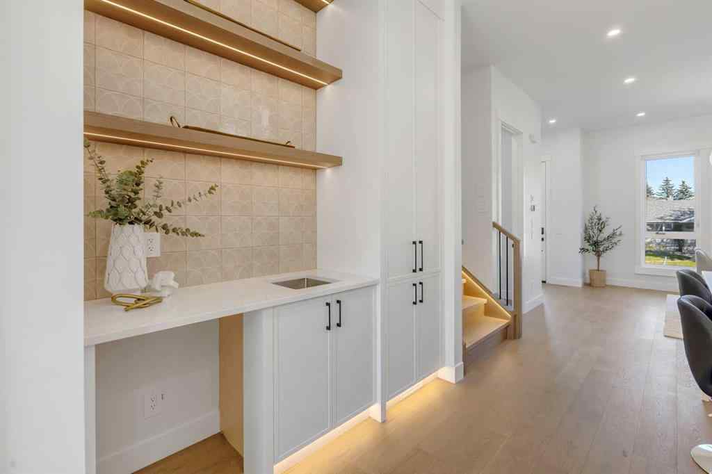 MLS® A2261515 - 2715 Cochrane Road NW in Banff Trail Calgary, Residential