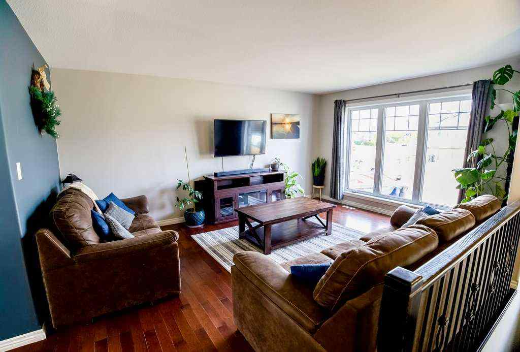 MLS® A2261518 - 6 Coachill Street  in Cottonwood Estates Blackfalds, Residential