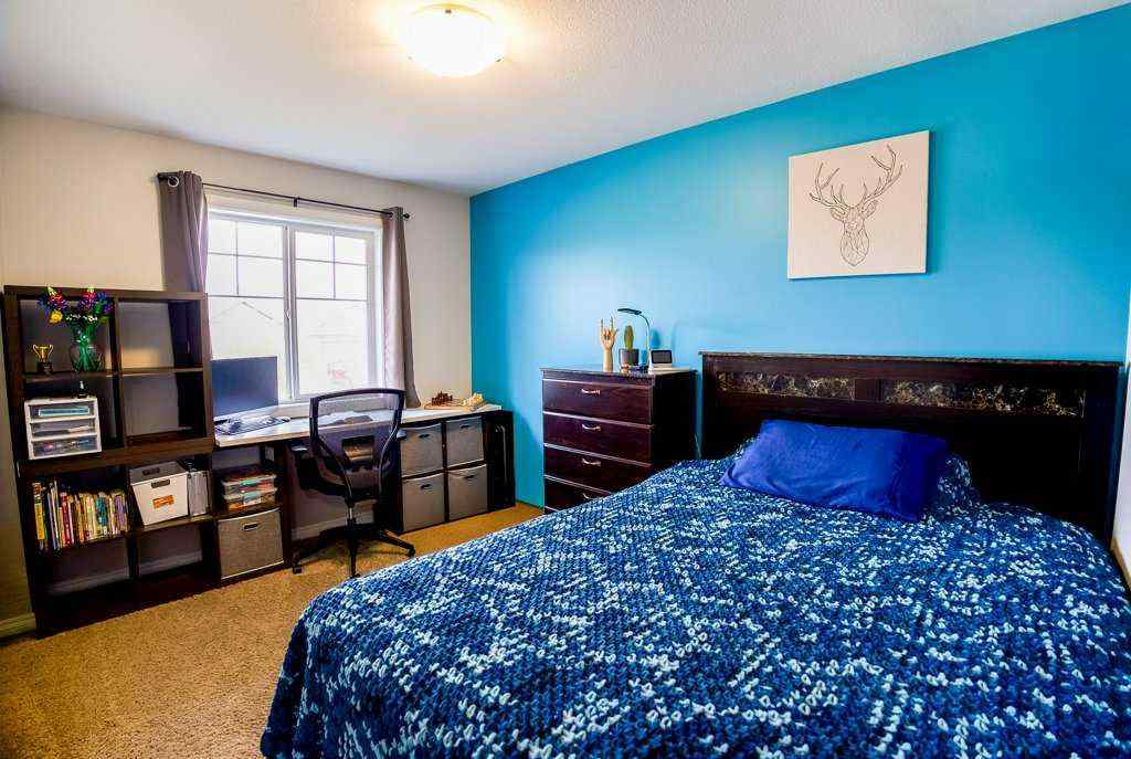 MLS® A2261518 - 6 Coachill Street  in Cottonwood Estates Blackfalds, Residential