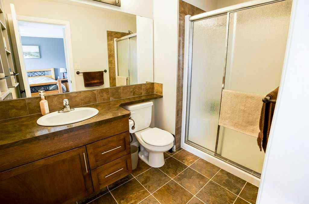 MLS® A2261518 - 6 Coachill Street  in Cottonwood Estates Blackfalds, Residential