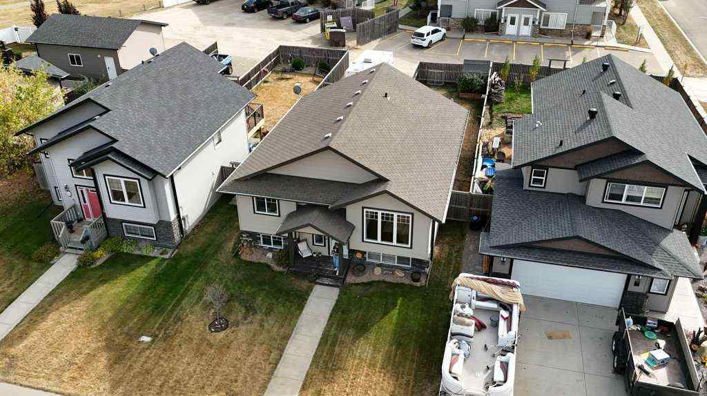 MLS® A2261518 - 6 Coachill Street  in Cottonwood Estates Blackfalds, Residential