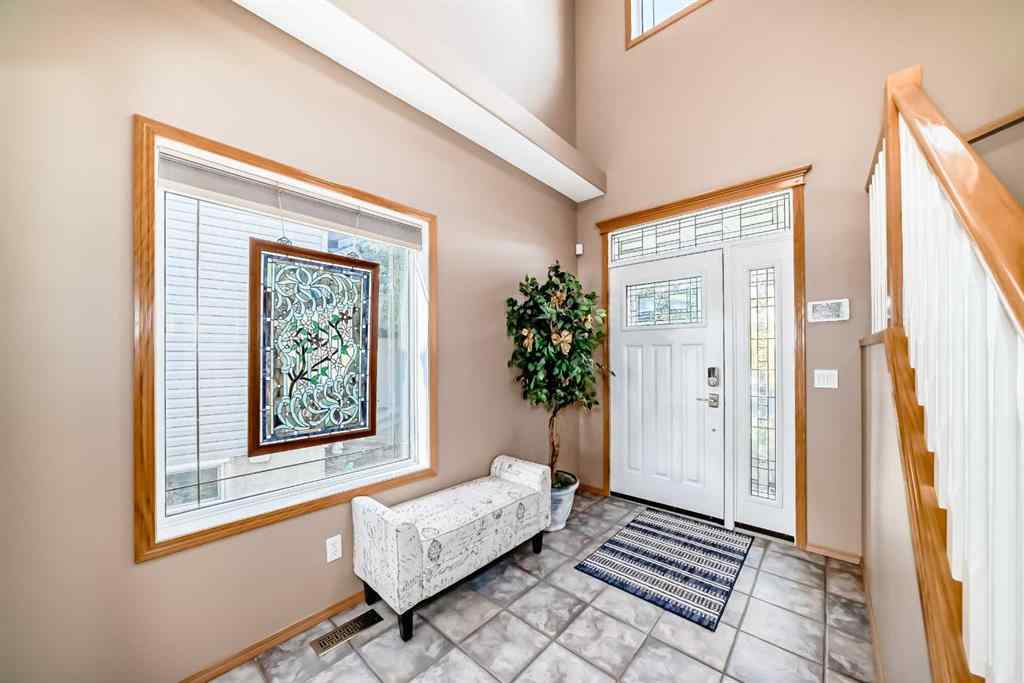 MLS® A2261519 - 1619 Thorburn Drive SE in Thorburn Airdrie, Residential