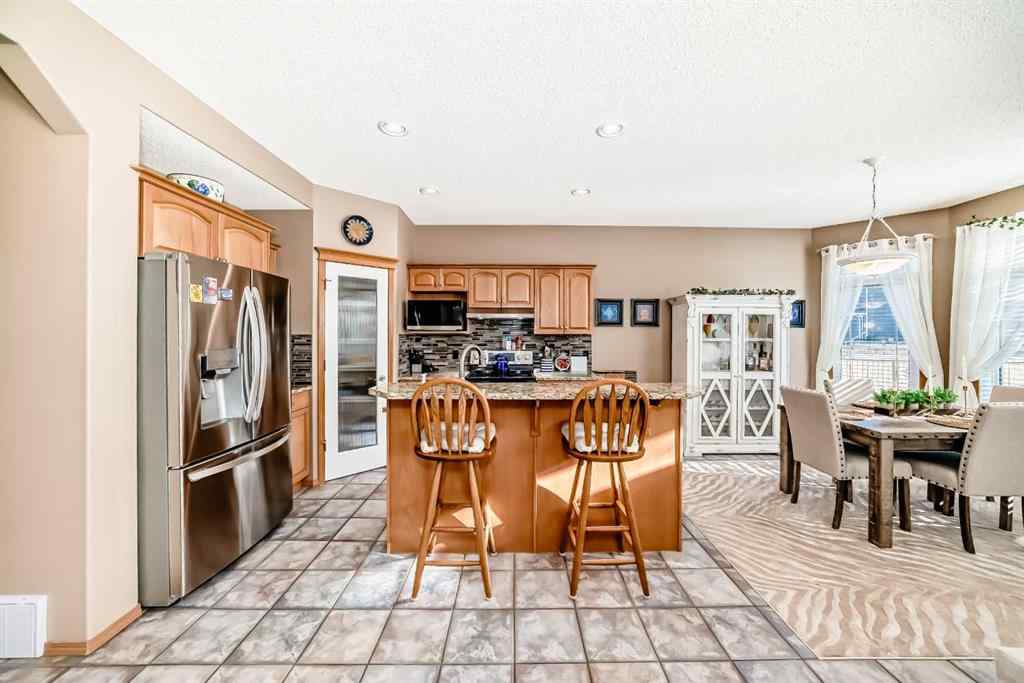 MLS® A2261519 - 1619 Thorburn Drive SE in Thorburn Airdrie, Residential