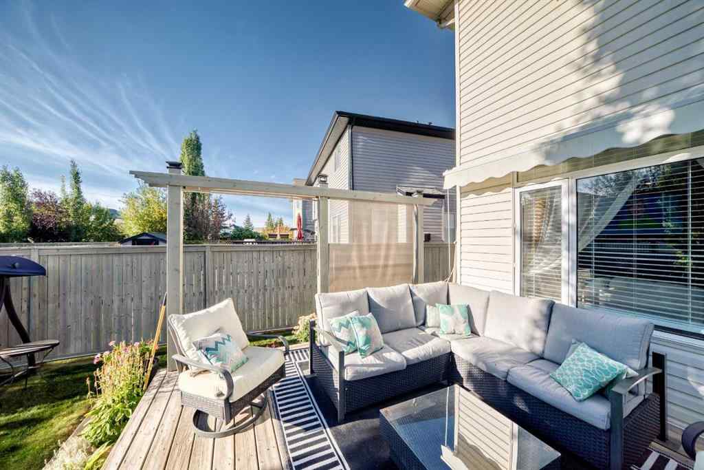MLS® A2261519 - 1619 Thorburn Drive SE in Thorburn Airdrie, Residential