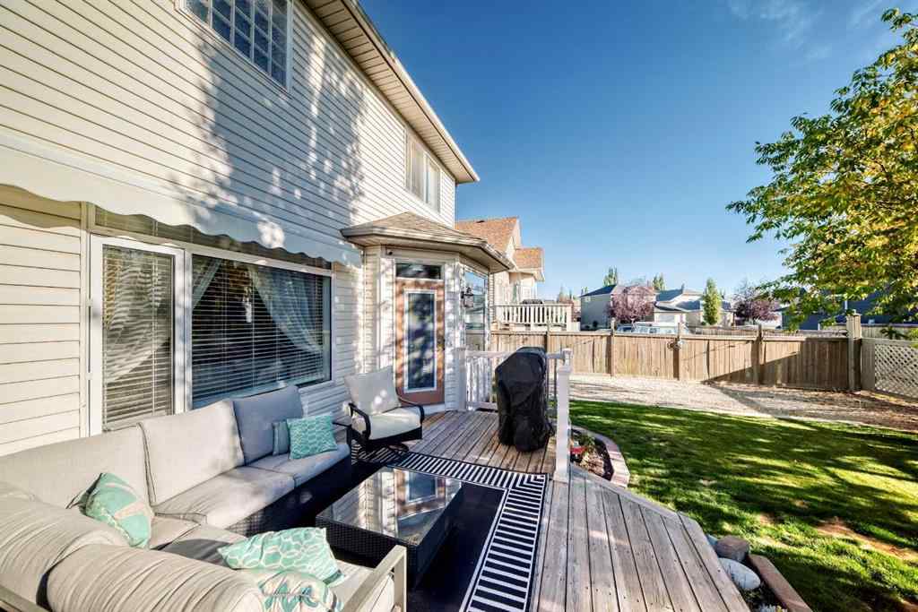 MLS® A2261519 - 1619 Thorburn Drive SE in Thorburn Airdrie, Residential