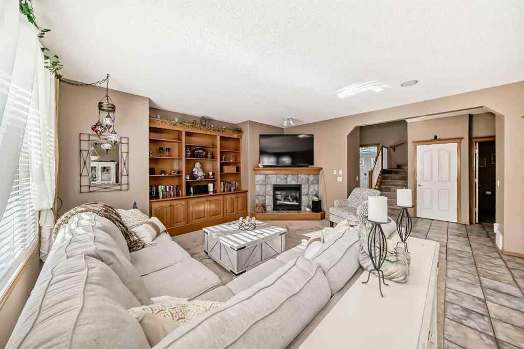 MLS® A2261519 - 1619 Thorburn Drive SE in Thorburn Airdrie, Residential