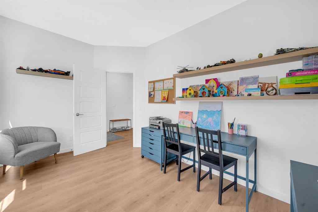 MLS® A2261527 - 18 Wolf Creek Rise SE in Wolf Willow Calgary, Residential