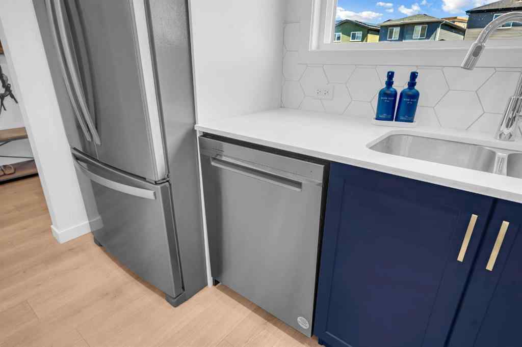 MLS® A2261527 - 18 Wolf Creek Rise SE in Wolf Willow Calgary, Residential