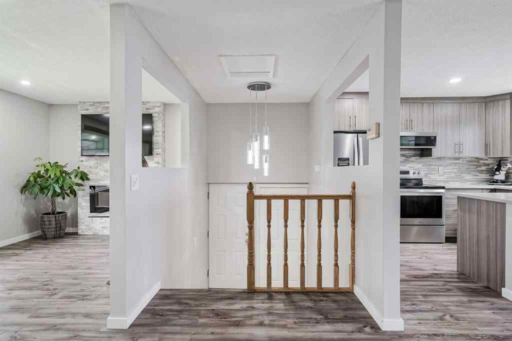 MLS® A2261532 - 4108 Marlborough Drive NE in Marlborough Calgary, Residential