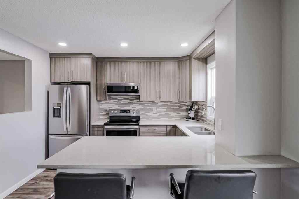 MLS® A2261532 - 4108 Marlborough Drive NE in Marlborough Calgary, Residential