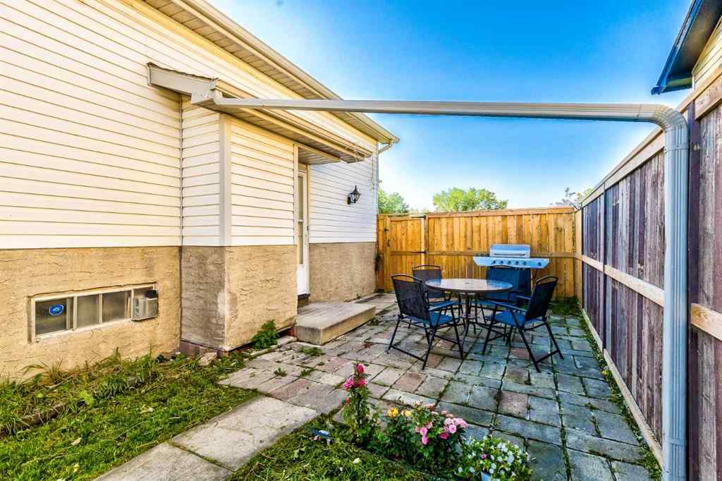 MLS® A2261532 - 4108 Marlborough Drive NE in Marlborough Calgary, Residential