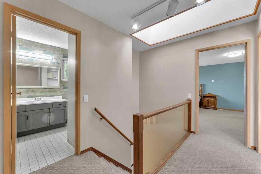 MLS® A2261533 - 233081 Glenmore View Road  in Glenmore Views Rural Rocky View County, Residential