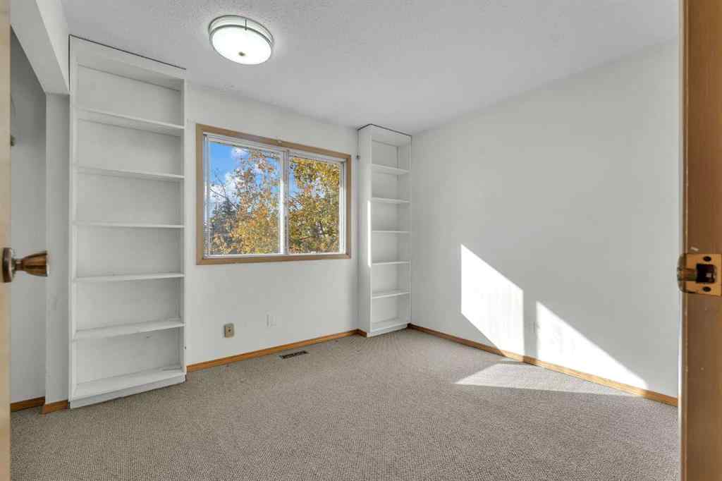 MLS® A2261533 - 233081 Glenmore View Road  in Glenmore Views Rural Rocky View County, Residential