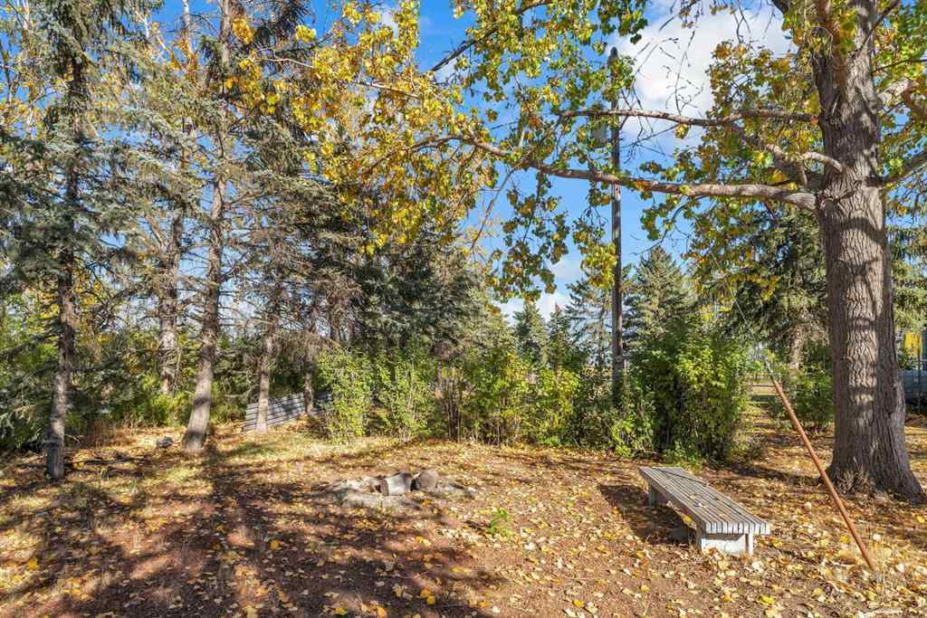 MLS® A2261533 - 233081 Glenmore View Road  in Glenmore Views Rural Rocky View County, Residential
