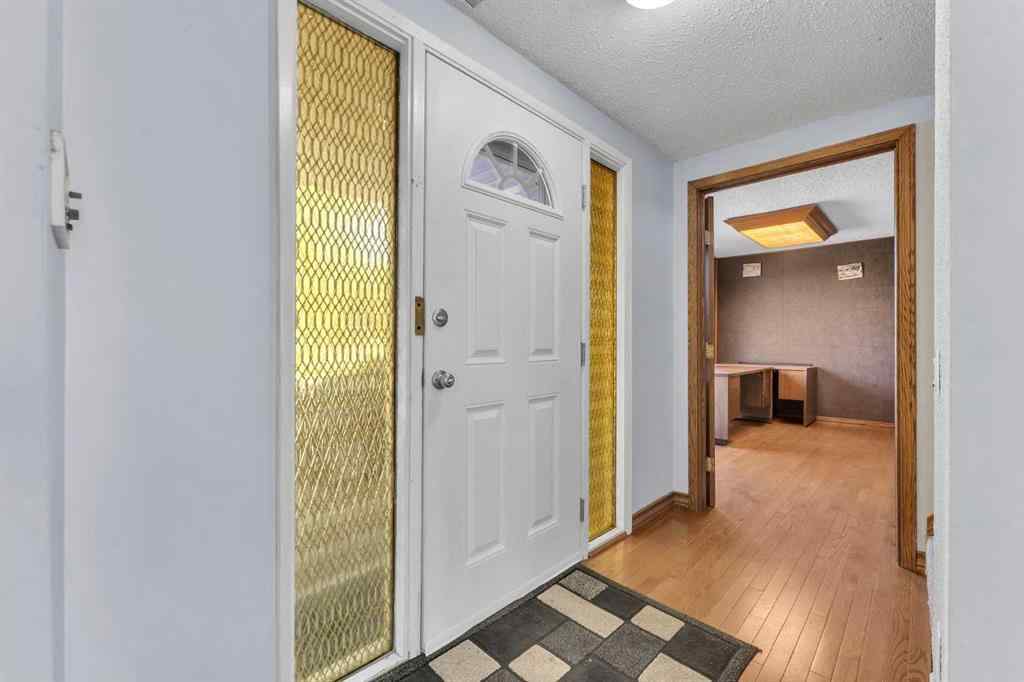 MLS® A2261533 - 233081 Glenmore View Road  in Glenmore Views Rural Rocky View County, Residential