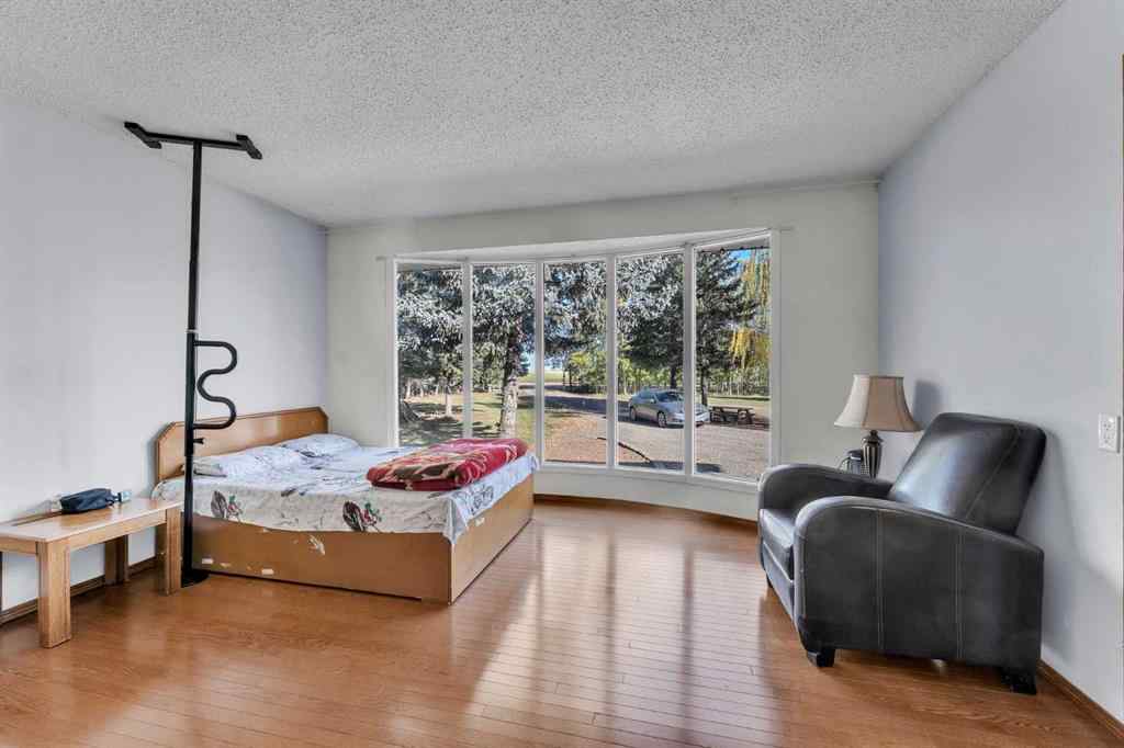 MLS® A2261533 - 233081 Glenmore View Road  in Glenmore Views Rural Rocky View County, Residential