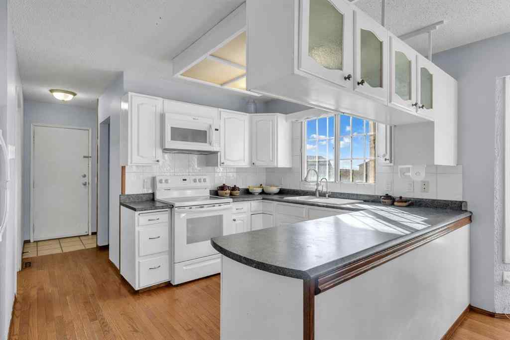 MLS® A2261533 - 233081 Glenmore View Road  in Glenmore Views Rural Rocky View County, Residential