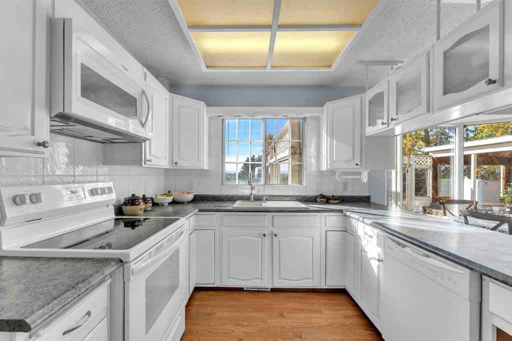 MLS® A2261533 - 233081 Glenmore View Road  in Glenmore Views Rural Rocky View County, Residential