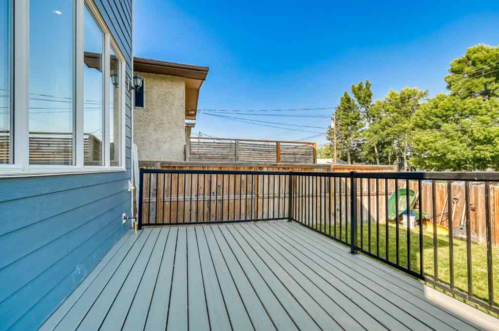 MLS® A2261534 - 7418 36 Avenue NW in Bowness Calgary, Residential