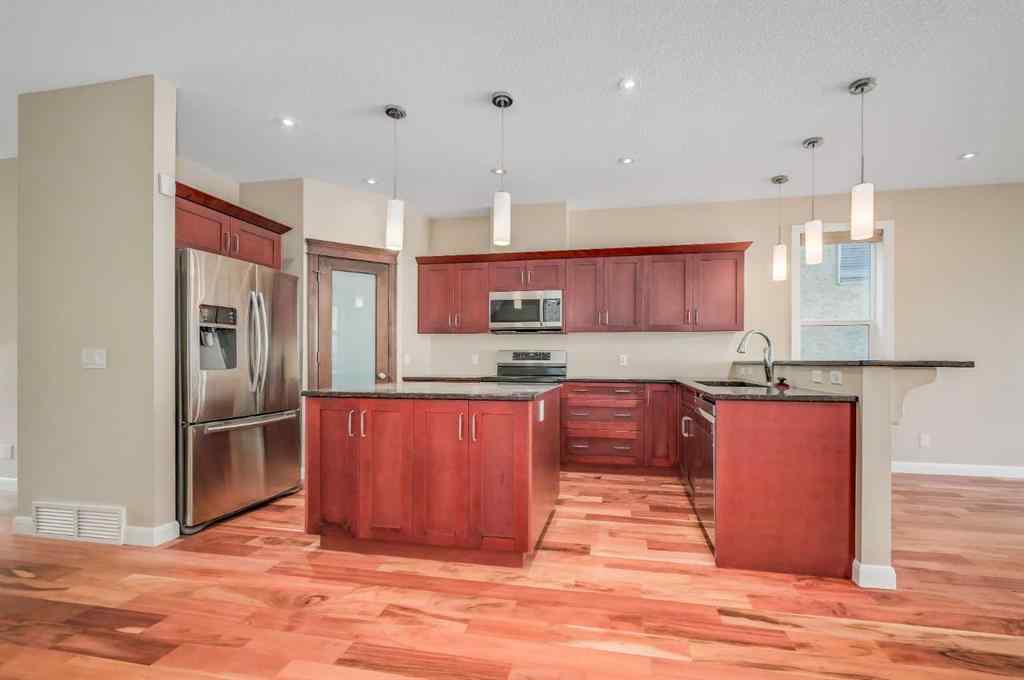 MLS® A2261534 - 7418 36 Avenue NW in Bowness Calgary, Residential