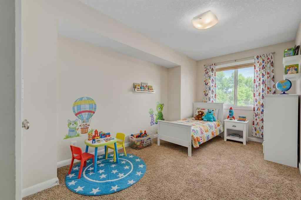 MLS® A2261534 - 7418 36 Avenue NW in Bowness Calgary, Residential