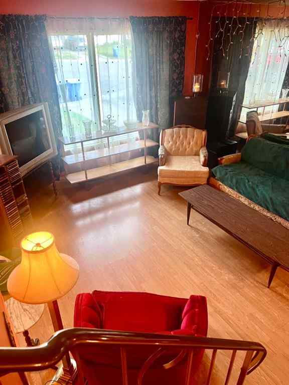 MLS® A2261546 - 1051 Fonda Court SE in Forest Heights Calgary, Residential